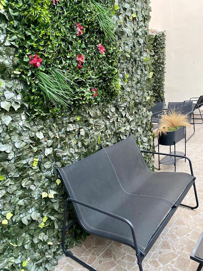Solomou Inn Boutique Rooms Афины Экстерьер фото